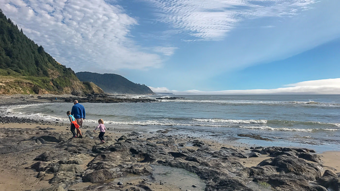 Roadschooling - How To Homeschool While RVing - Fulltime Families Homeschool Programs and Ideas for traveling families