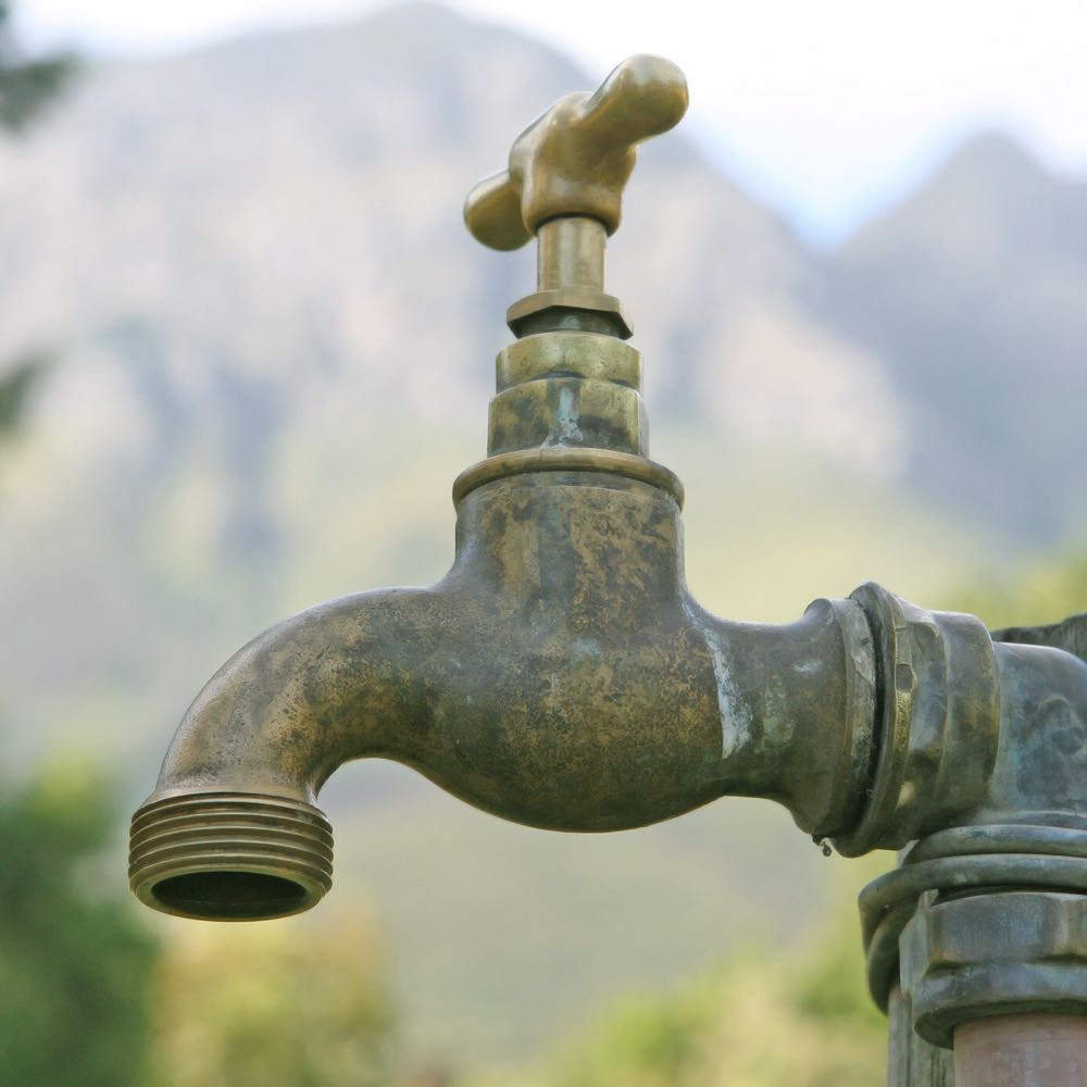 Boondocking 101: Camping Off The Grid - Fulltime Families Dry Camping Fresh Water