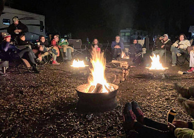 Fulltime Families Campfire
