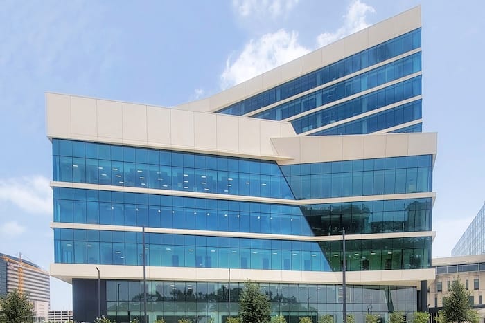 Exterior view of Baylor St. Luke’s Medical Center O’Quinn Medical Building