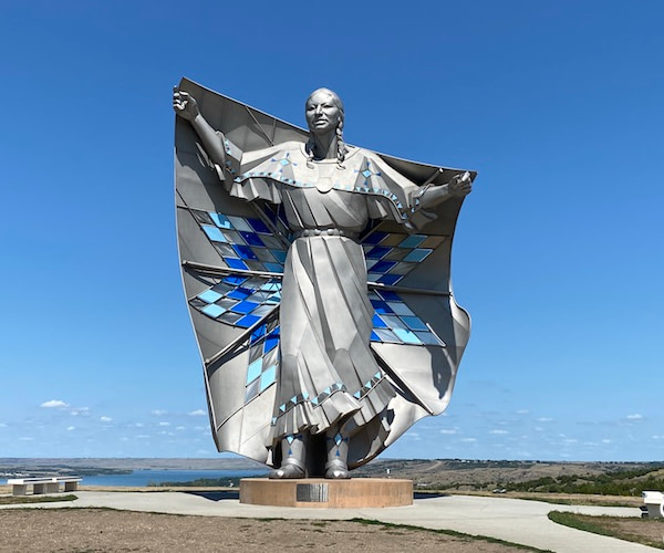 South Dakota Road Trip Dignity Sculpture