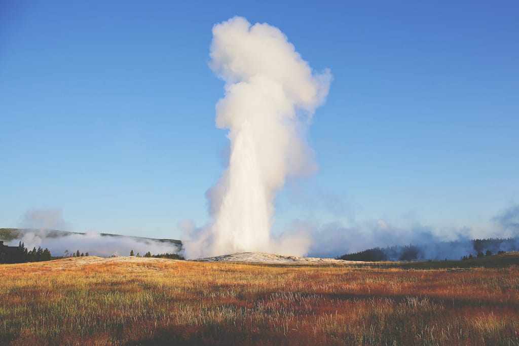 Things to do in Yellowstone: Old Faithful