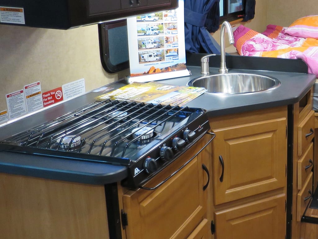 The Fulltime Families RV Stove Guide | Fulltime Families