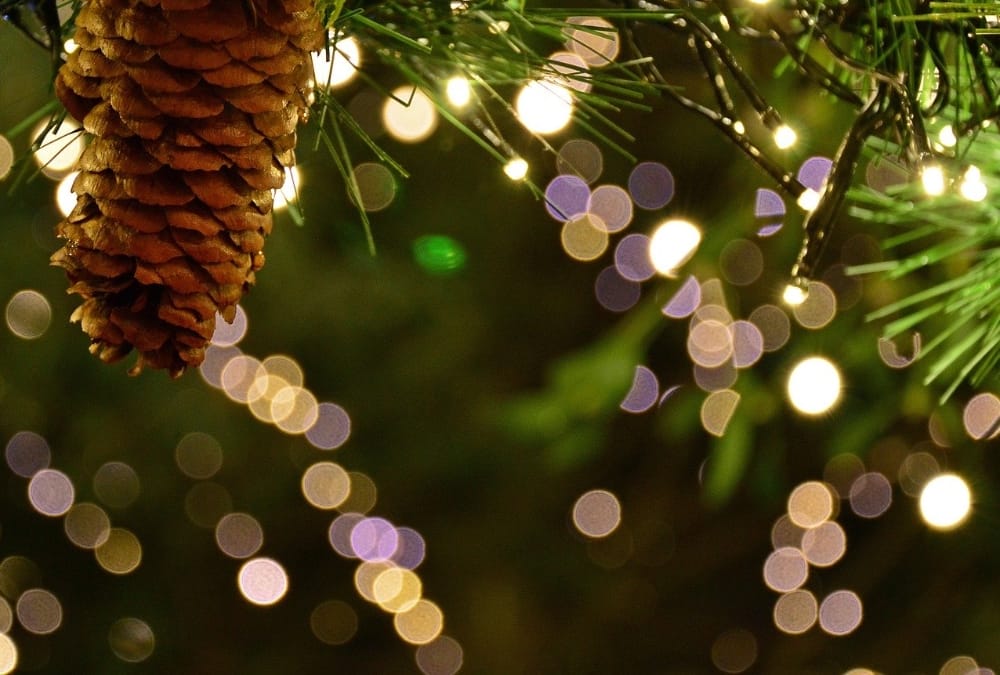 11 Fabulous RV Christmas Decoration Ideas