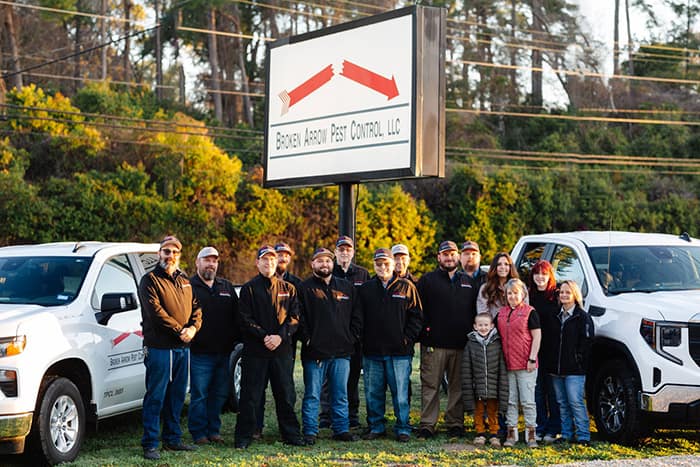 broken arrow pest control team